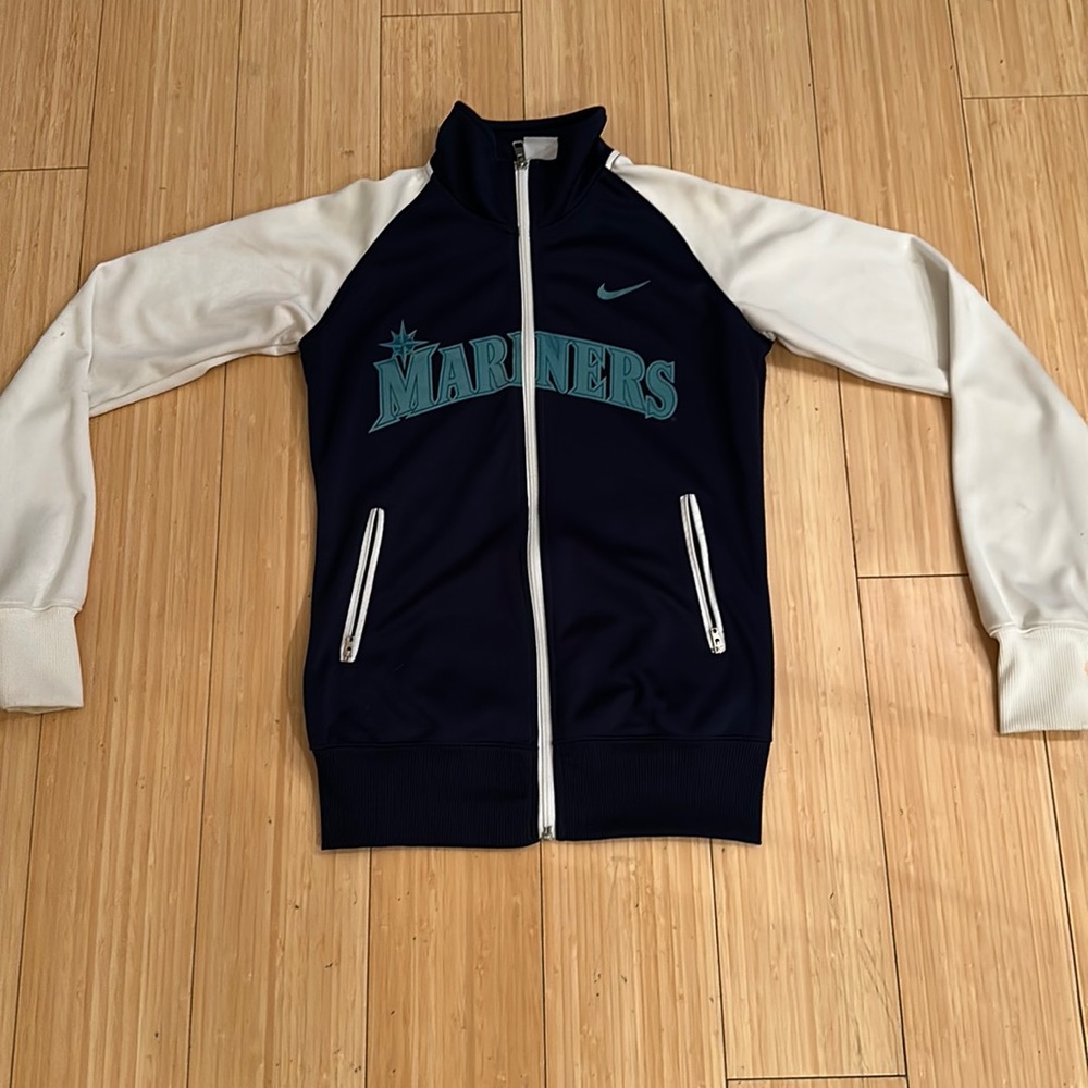 Nike women’s Mariners jacket size small